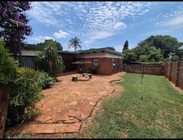 4 BEDROOM HOUSE FOR SALE IN DORANDIA